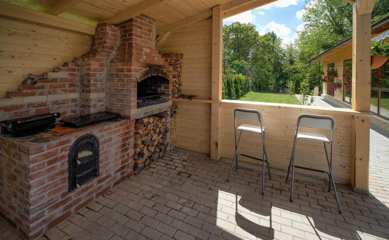 River Residence Chalet Statiunea Climaterica Sambata Zewnętrze zdjęcie